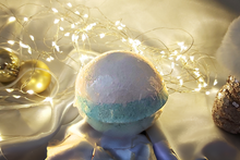 Load image into Gallery viewer, Christmas Calm Bath Bomb Frizzbombbathbombs