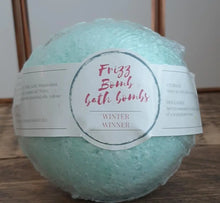 Load image into Gallery viewer, Winter Winner - Frizzbombbathbombs