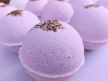 Load image into Gallery viewer, Lavender Infusion Frizzbombbathbombs
